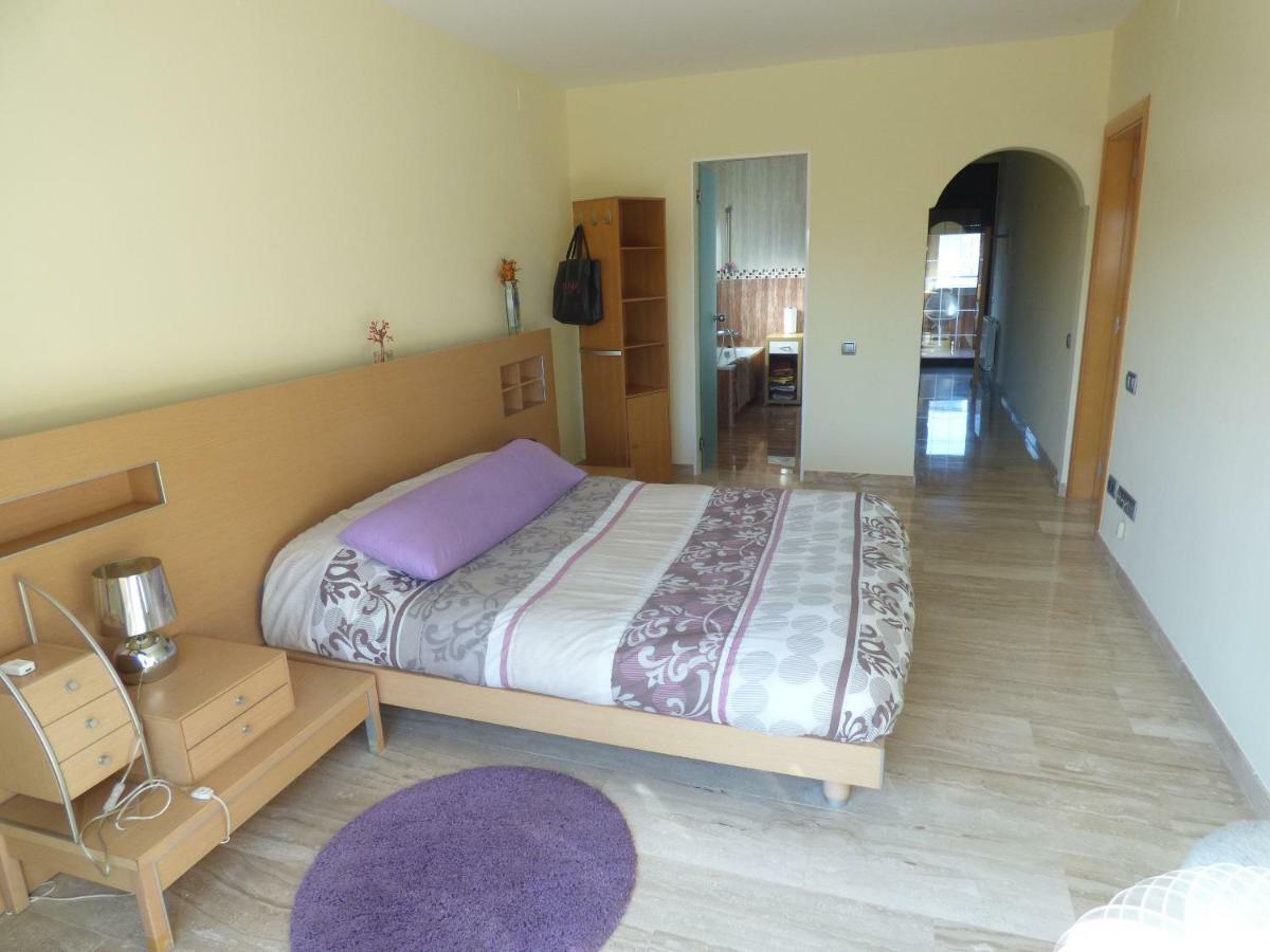 Chalet moderno con PISCINA en Calafell Extérieur photo